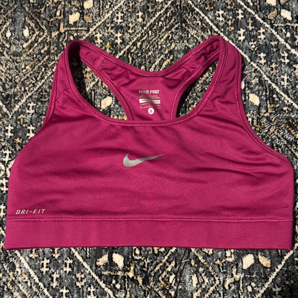 Nike sports bra